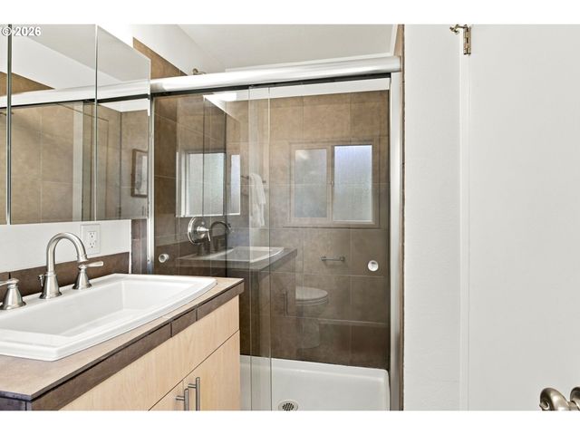 19878 Sw JOANN Ct, Beaverton, OR 97003