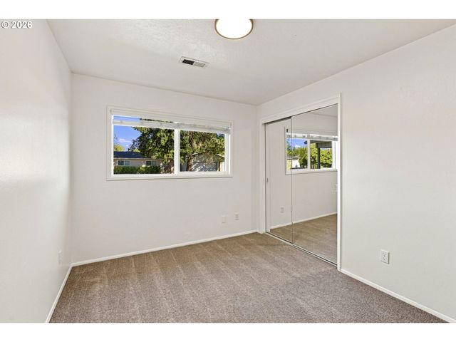 19878 Sw JOANN Ct, Beaverton, OR 97003