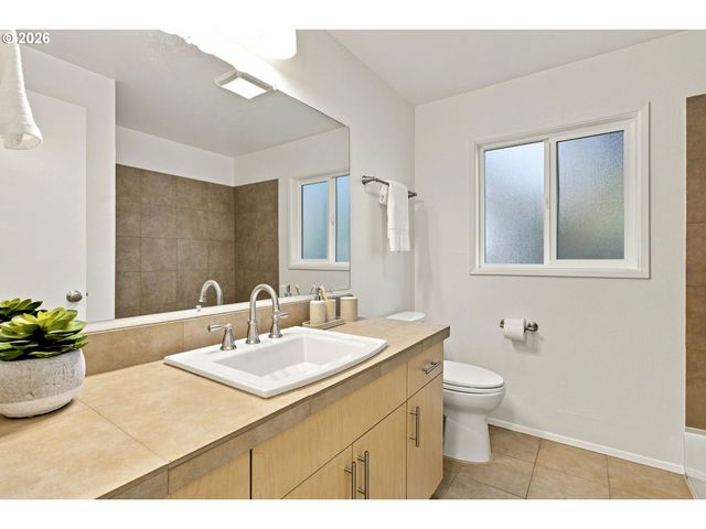 19878 Sw JOANN Ct, Beaverton, OR 97003
