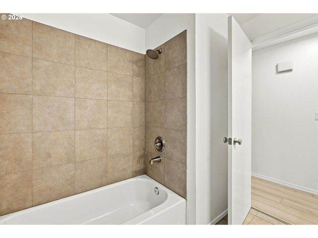 19878 Sw JOANN Ct, Beaverton, OR 97003