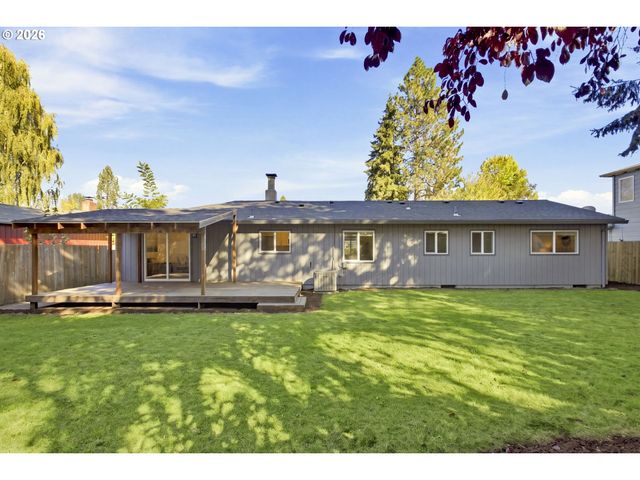 19878 Sw JOANN Ct, Beaverton, OR 97003
