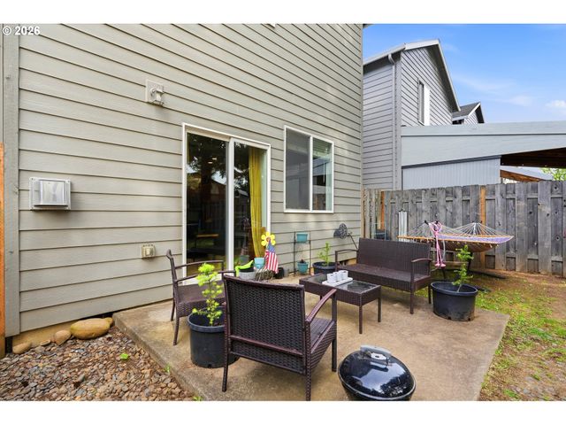 2386 Se 171ST Ave, Portland, OR 97233