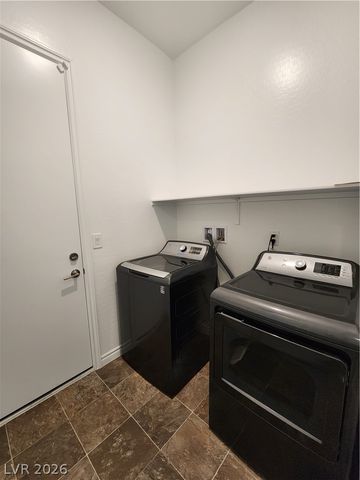 217 Bennett Pointe Avenue, Henderson, NV 89011