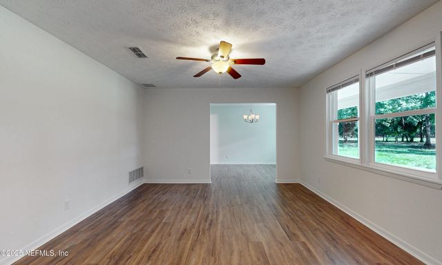 4121 SADDLEHORN Trail, Middleburg, FL 32068