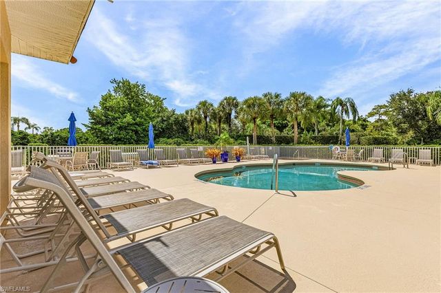 2750 Cypress Trace CIR 2634, Naples, FL 34119