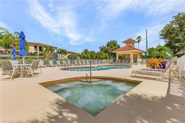 2750 Cypress Trace CIR 2634, Naples, FL 34119