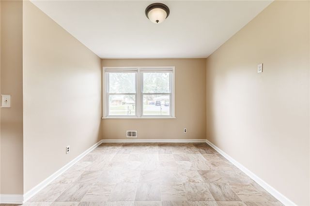 35 Grecian Parkway, Greece, NY 14626