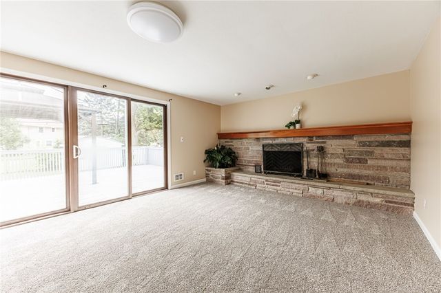 35 Grecian Parkway, Greece, NY 14626