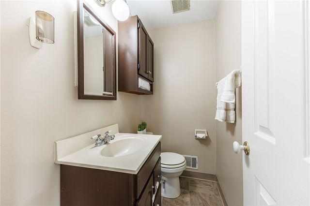 35 Grecian Parkway, Greece, NY 14626