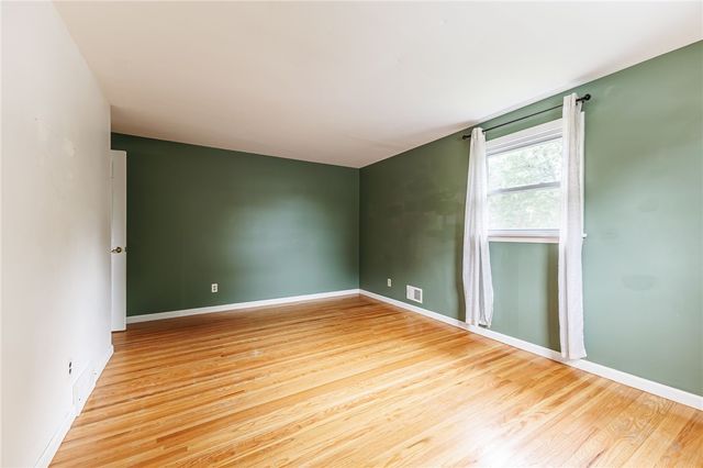 35 Grecian Parkway, Greece, NY 14626