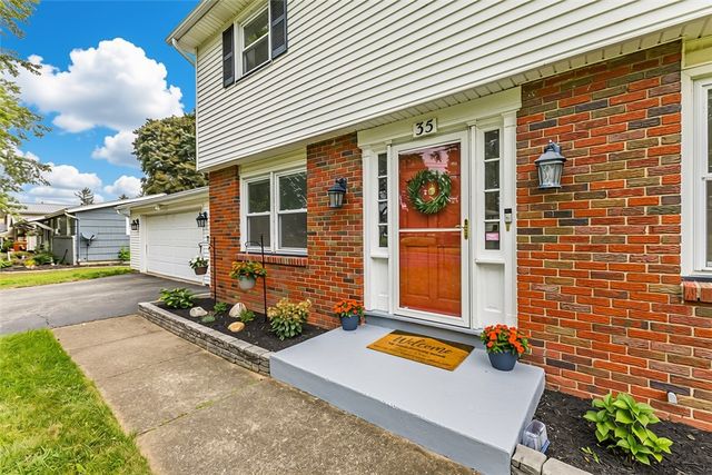 35 Grecian Parkway, Greece, NY 14626