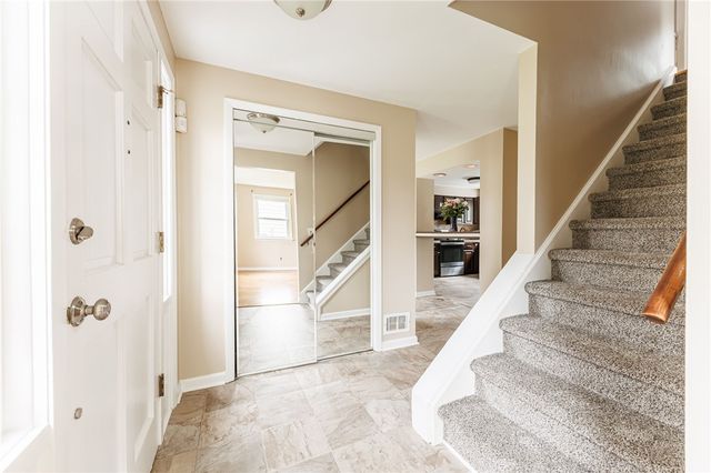35 Grecian Parkway, Greece, NY 14626