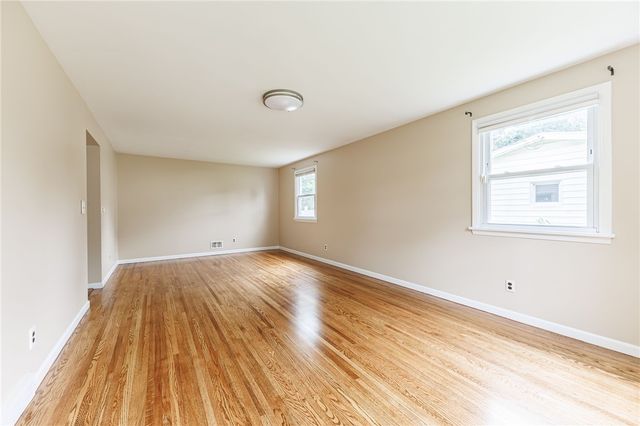 35 Grecian Parkway, Greece, NY 14626