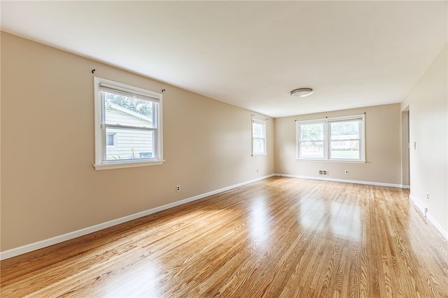 35 Grecian Parkway, Greece, NY 14626