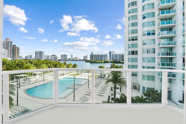 3301 NE 183rd St 508, Aventura, FL 33160