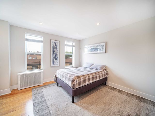 4222 Ketcham St Apt 9D, New York City, NY 11373