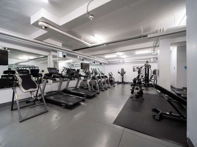 4222 Ketcham St Apt 9D, New York City, NY 11373