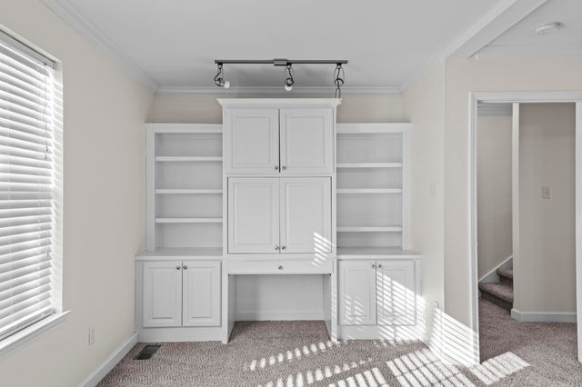 2211 Westport Loop, Little Rock, AR 72212