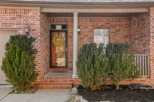 2211 Westport Loop, Little Rock, AR 72212