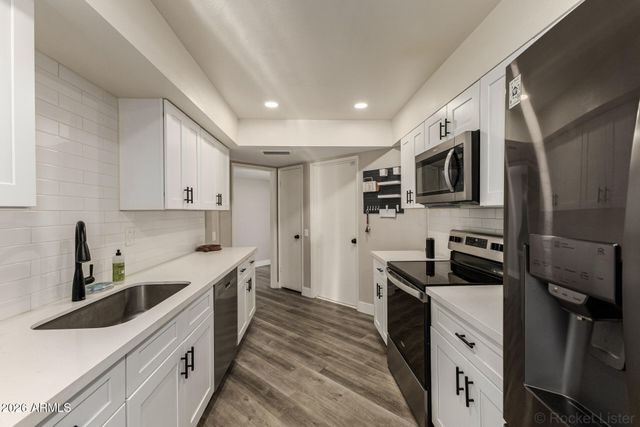 10634 W HUTTON Drive, Sun City, AZ 85351