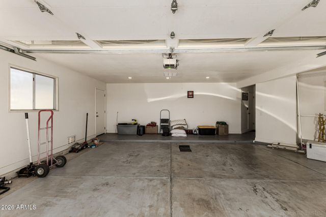 10634 W HUTTON Drive, Sun City, AZ 85351