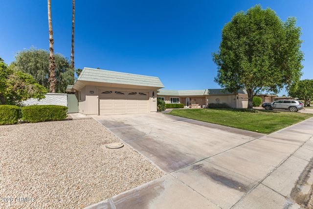 10634 W HUTTON Drive, Sun City, AZ 85351