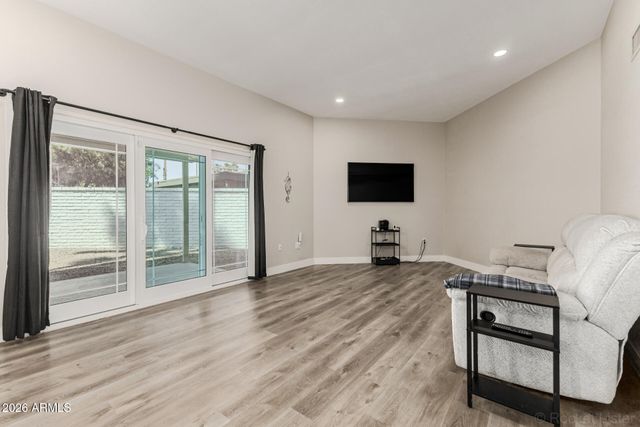 10634 W HUTTON Drive, Sun City, AZ 85351