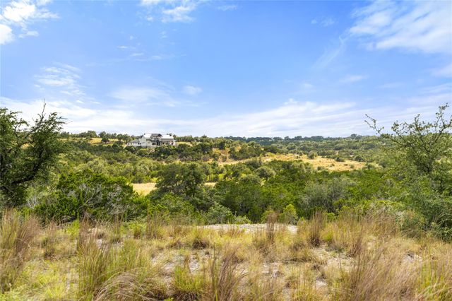 147 E Flying Owl DR, Johnson City, TX 78636