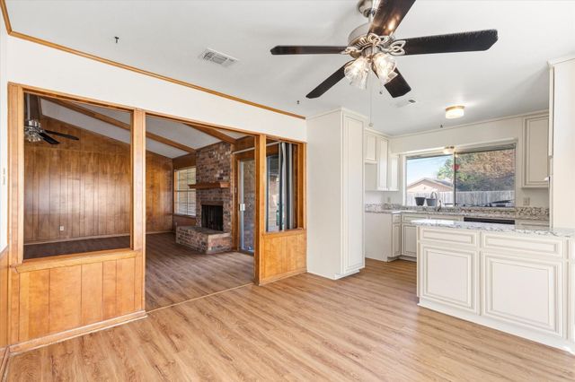 1905 Alamo Drive, Arlington, TX 76012