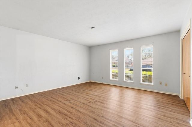 1905 Alamo Drive, Arlington, TX 76012