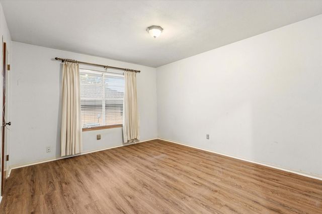 1905 Alamo Drive, Arlington, TX 76012