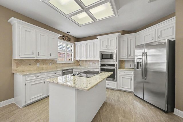 11614 Vailrun Drive, Houston, TX 77070