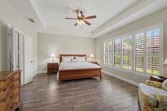 11614 Vailrun Drive, Houston, TX 77070