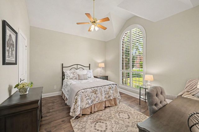 11614 Vailrun Drive, Houston, TX 77070