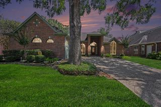 11614 Vailrun Drive, Houston, TX 77070