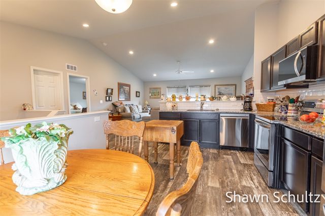 1996 Orlov Drive, Hudsonville, MI 49426