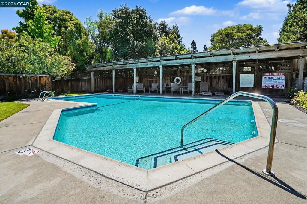 Image 22 of property listing at 2042 Lost Lake Pl, Martinez, CA 94553