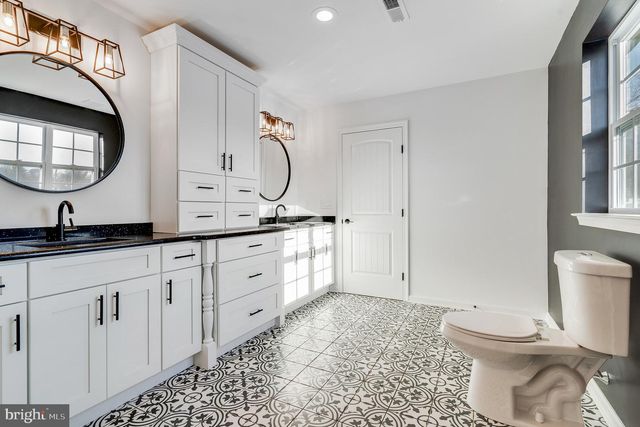 186 BYBERRY RD., Huntingdon Valley, PA 19006