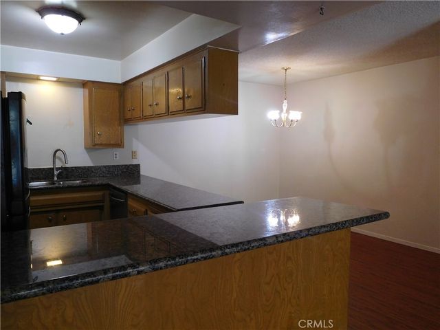 1015 N Michillinda 203, Pasadena, CA 91107