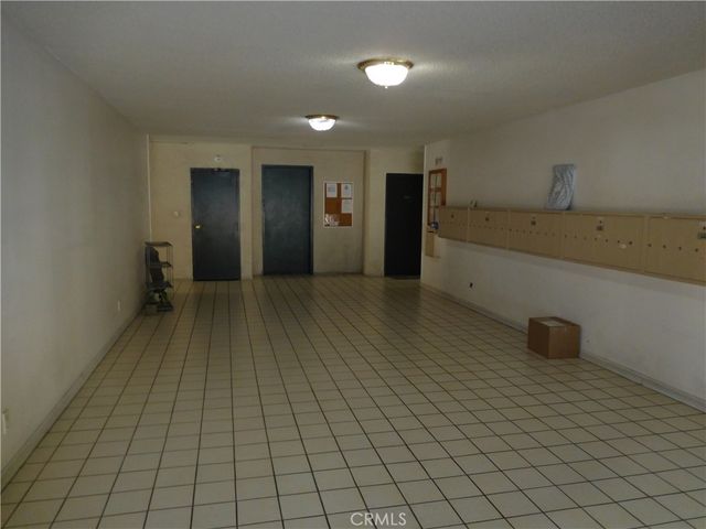 1015 N Michillinda 203, Pasadena, CA 91107