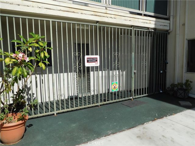 1015 N Michillinda 203, Pasadena, CA 91107