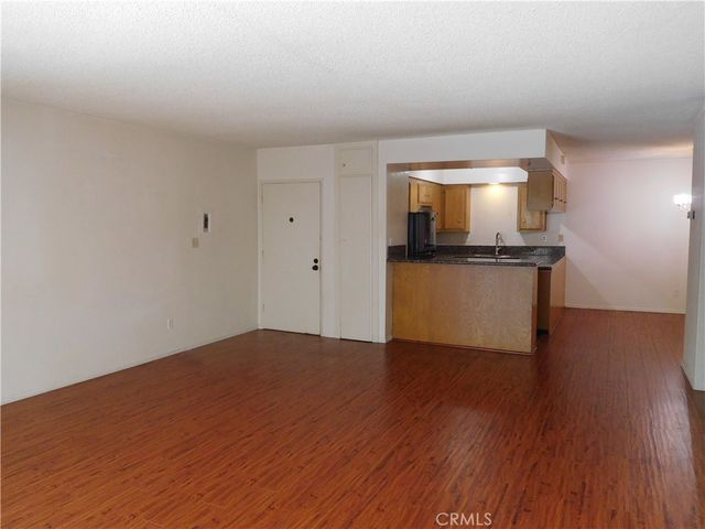1015 N Michillinda 203, Pasadena, CA 91107