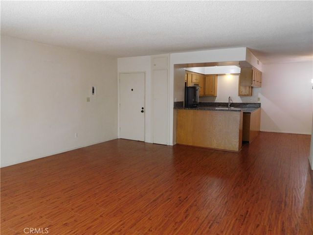 1015 N Michillinda 203, Pasadena, CA 91107