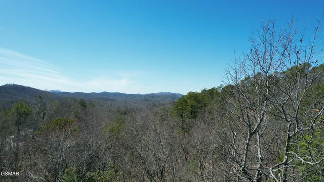 442 Hawken Drive, Walland, TN 37886