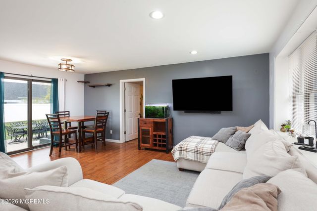 36 Bay Laurel Drive, Brick, NJ 08723
