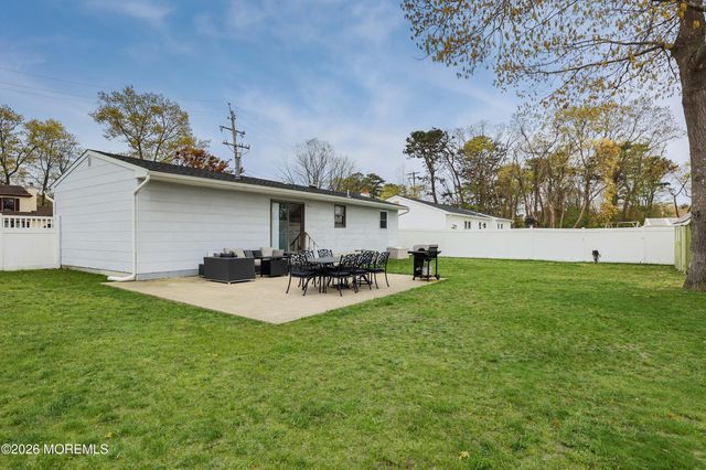36 Bay Laurel Drive, Brick, NJ 08723