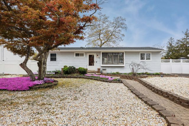 36 Bay Laurel Drive, Brick, NJ 08723