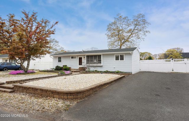 36 Bay Laurel Drive, Brick, NJ 08723