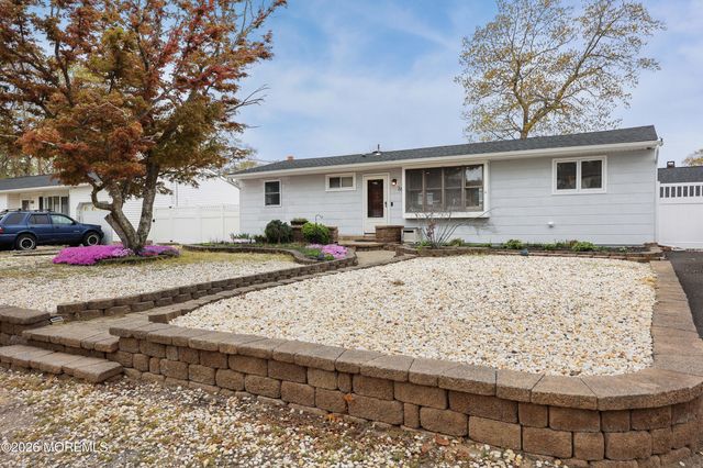 36 Bay Laurel Drive, Brick, NJ 08723