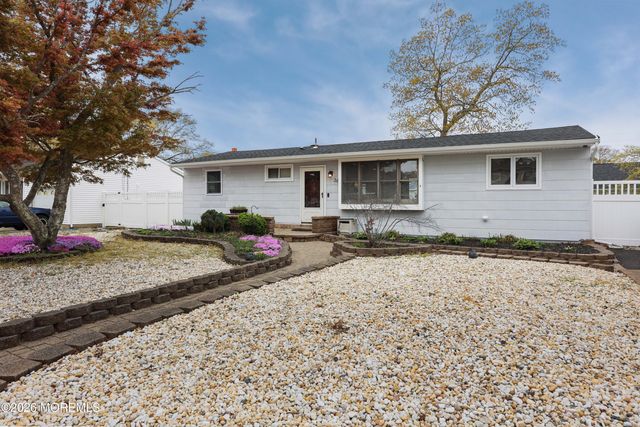36 Bay Laurel Drive, Brick, NJ 08723
